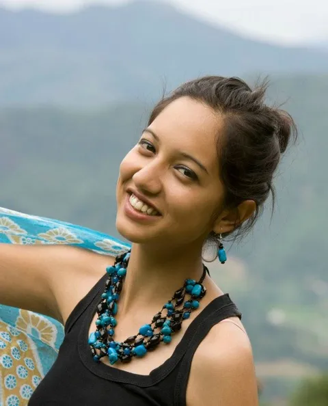 409739_167534173381401_519560984_n