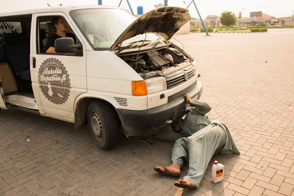 Camera www.topshot.fi, lenses www.vuokrakamera.fi or www.kameratori.fi