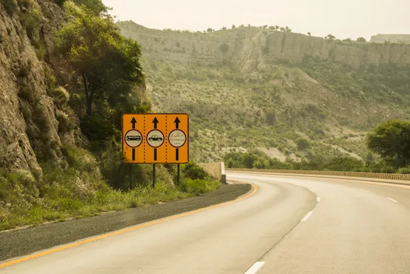 Camera www.topshot.fi, lenses www.vuokrakamera.fi or www.kameratori.fi