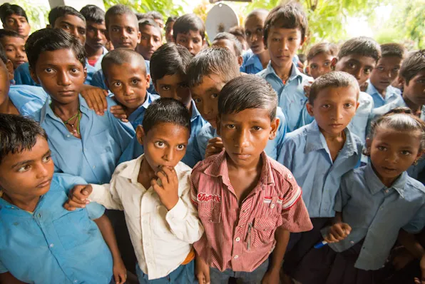 Kamera www.topshot.fi, objektiivit www.vuokrakamera.fi tai www.kameratori.fi