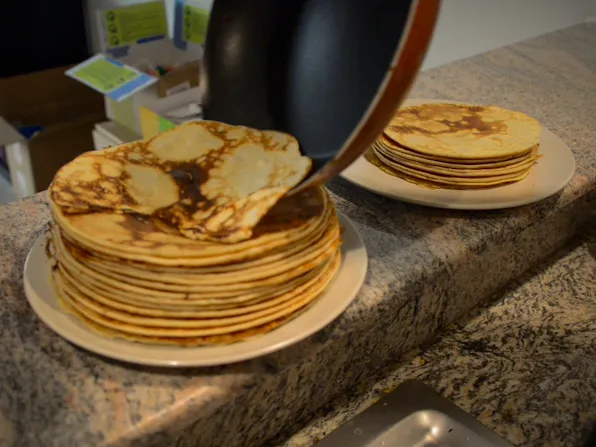 Day 25 from Nepal – From the asphalt desert to the Persian Gulf!